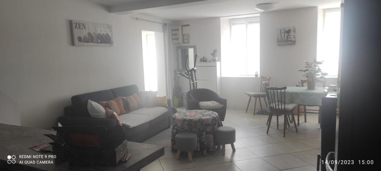 Ferienwohnung Les Plaisirs De La Ruralite Vendresse Exterior foto